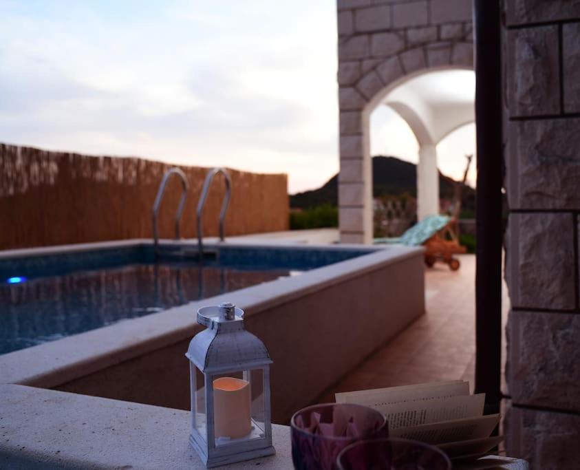 Wave N' Sea Apartment With A Private Pool Dubrovnik Bagian luar foto